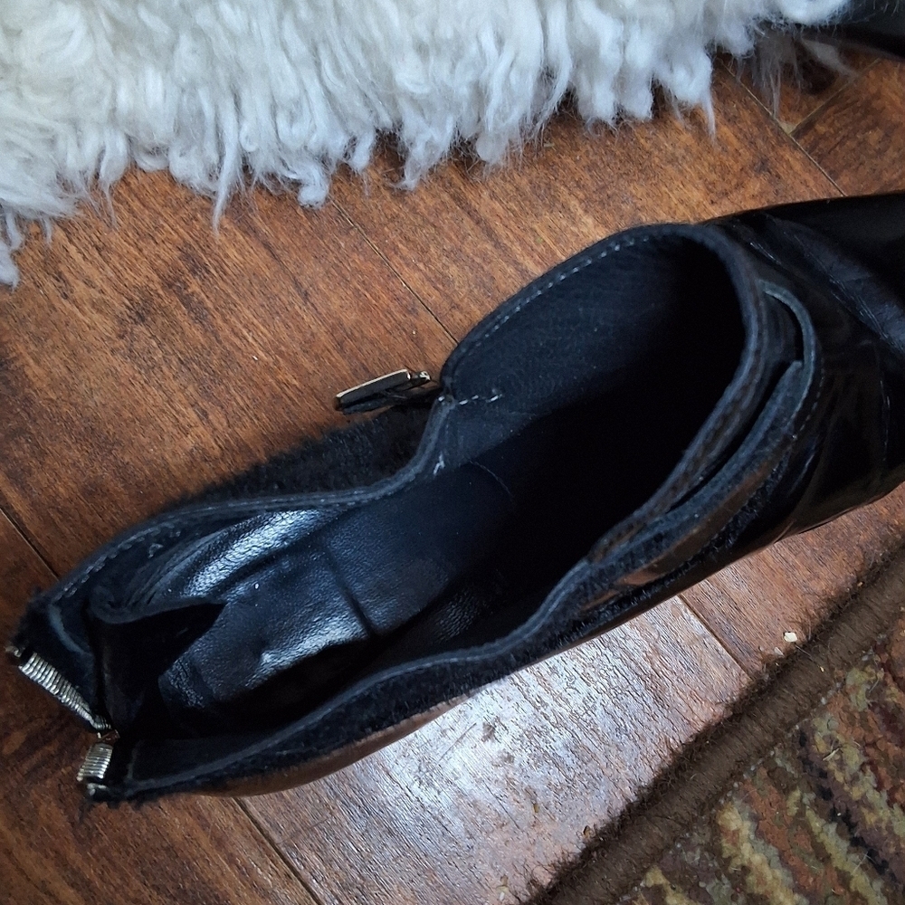 Stuart Weitzman Negev Jet Mirror Leather And Calf Black Leather Booties 9 - Picture 13 of 13